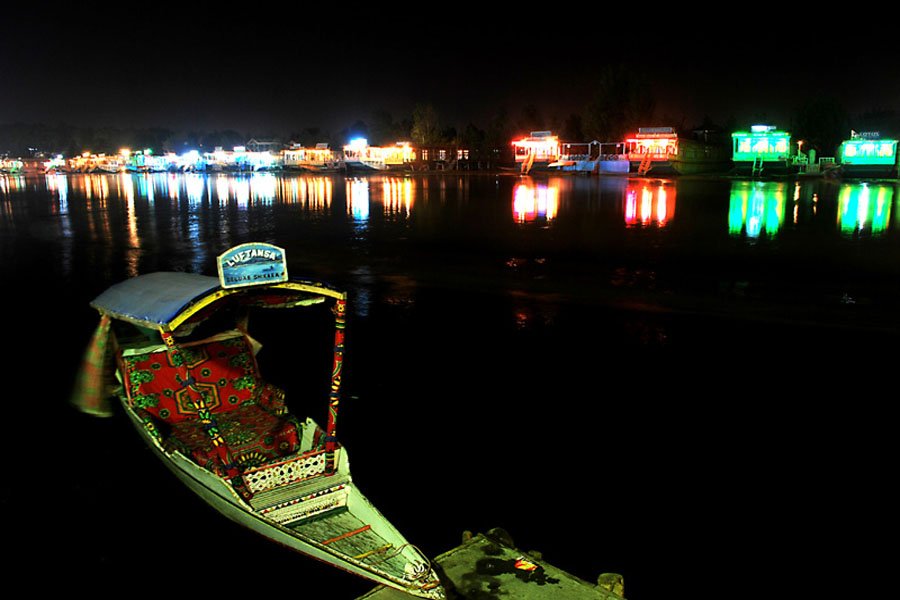 See Kashmir Travels - Destinations